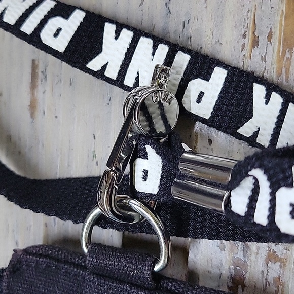 PINK lanyard wristlet wallet Victoria secret - Picture 4 of 4